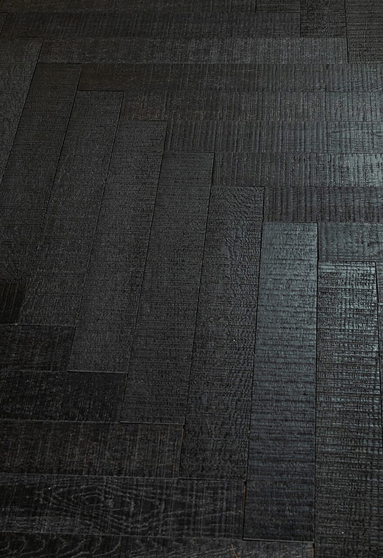 তীব্র কালো সিডি হেরিংবোন ইঞ্জিনিয়ারড কাঠের মেঝে